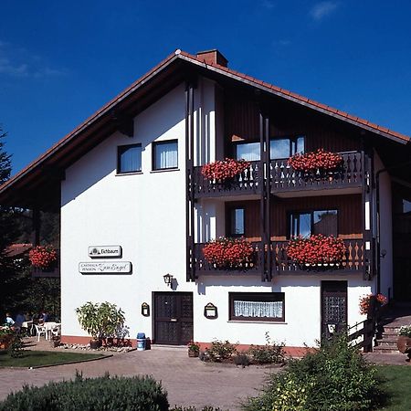 Gasthaus Und Ferienwohnungen Zum Engel Waldbrunn  Zewnętrze zdjęcie